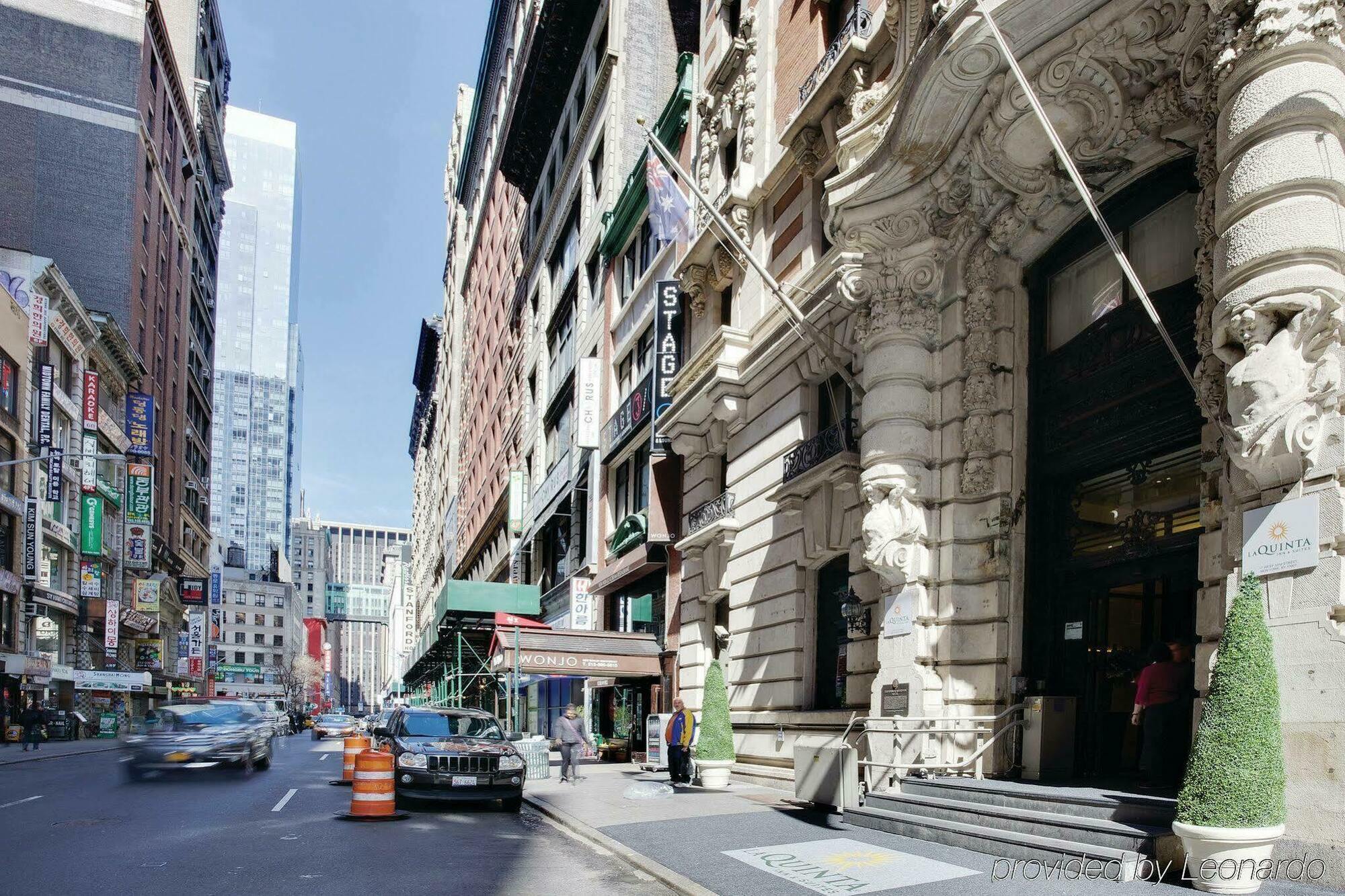 The Hotel At Fifth Avenue New York Eksteriør billede